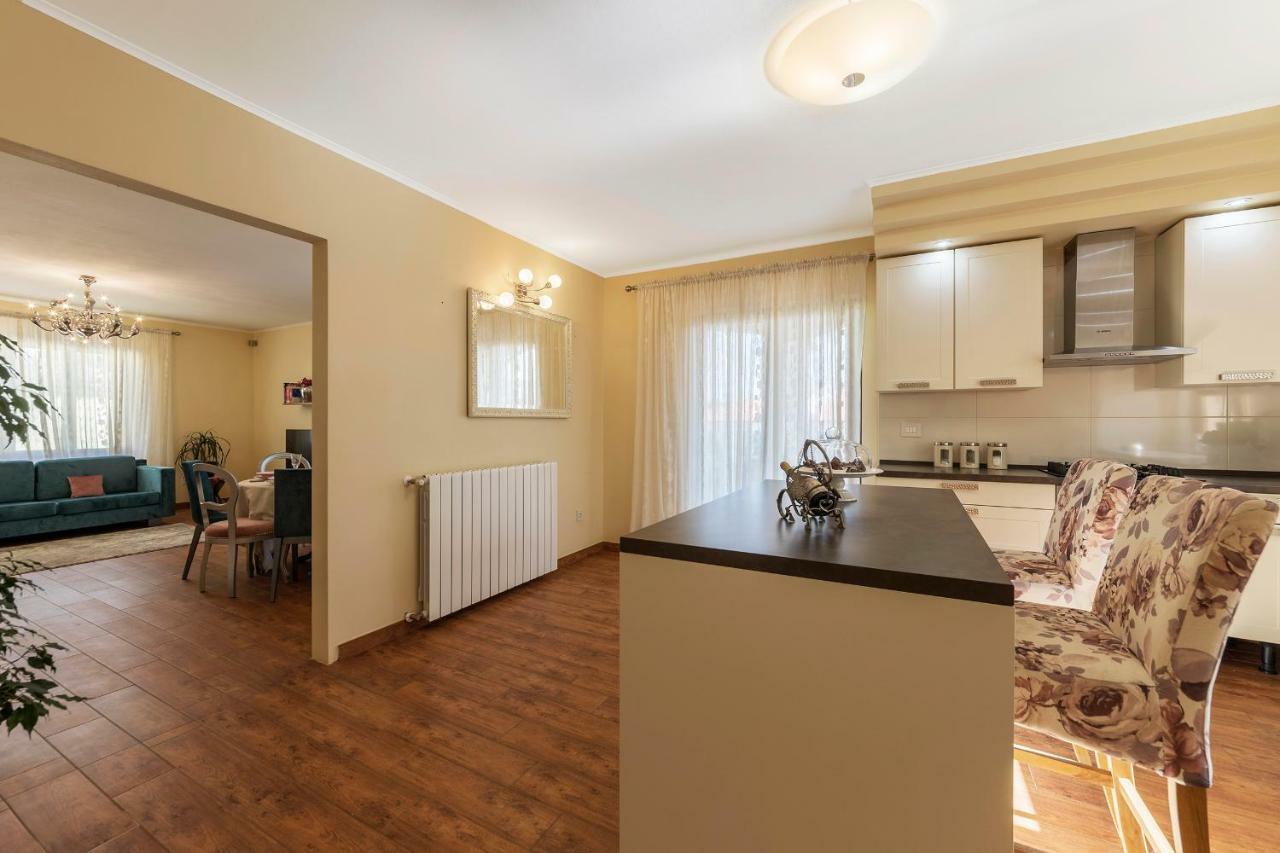 Villa Monique Vodnjan Exteriör bild